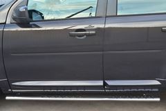Пороги труба 75х42 овал с проступью для Land Rover Freelander 2 2012-