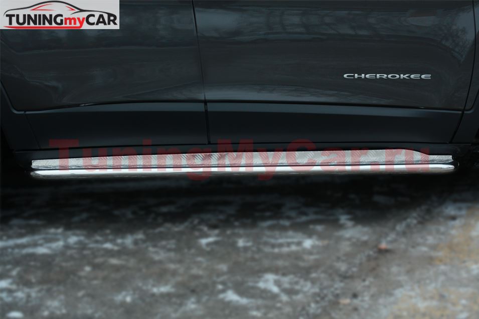 Пороги труба D42 с листом для Jeep Cherokee 2014-