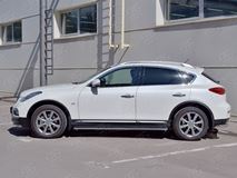 Пороги труба D42 секция для Infiniti QX50 2016