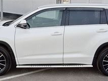 Пороги труба 120х60 овал с проступью для Toyota Highlander 2017