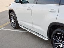 Пороги труба D42 с листом (Лист алюм, проф.сталь) (вариант 2) для Toyota Highlander 2017