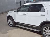 Пороги труба D42 с листом (Лист алюм, проф. нерж) (вариант 1) для Ford Explorer 2016-