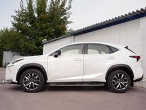 Пороги труба 75х42 овал с проступью для Lexus NX 200 2014 (кроме F-Sport)