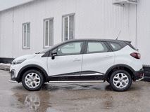 Пороги труба D63 (вариант 1) для Renault Kaptur 2016