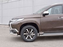 Защита переднего бампера D76 секция для Mitsubishi Pajero Sport 2016
