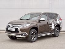 Защита переднего бампера D63 дуга-D63 уголки+клыки для Mitsubishi Pajero Sport 2016