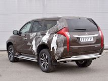 Защита заднего бампера D63 секции для Mitsubishi Pajero Sport 2016