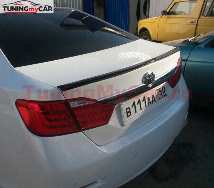 Спойлер на багажник Toyota Camry XV 50/55