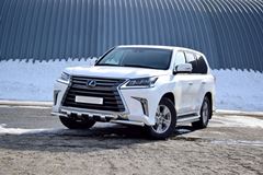 Защита переднего бампера двойная с зубьями 63/63мм (НПС) LEXUS 450D 2015-