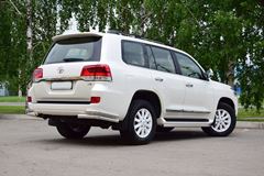 Защита порогов окантовка 51мм (НПС) TOYOTA LAND CRUISER 200 2014-