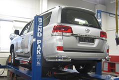 Защита порогов окантовка 63мм (НПС) TOYOTA LAND CRUISER 200 2014-