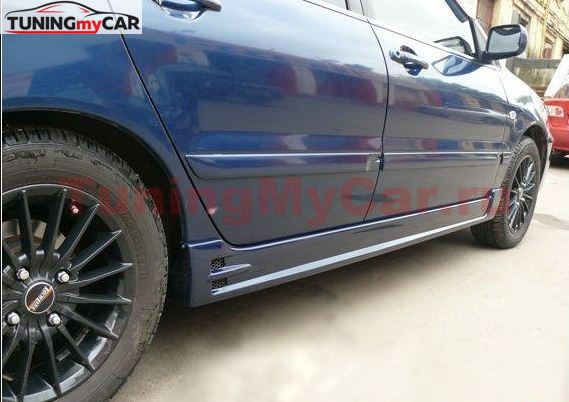 Накладки на внешние пороги EGR-style на Mitsubishi Lancer 9