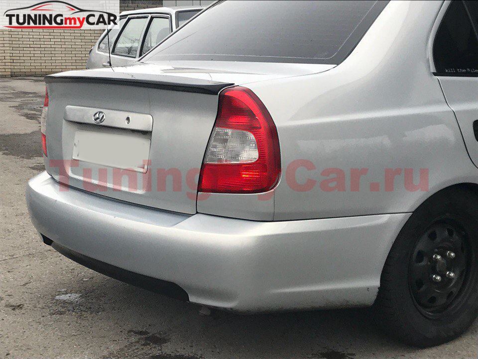 Спойлер сабля на Hyundai Accent