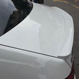 Спойлер Mercedes benz w212 amg c выемкой под значек