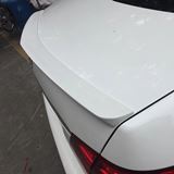 Спойлер Mercedes benz w212 amg c выемкой под значек