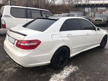 Спойлер на Mercedes Benz w212 AMG стиль