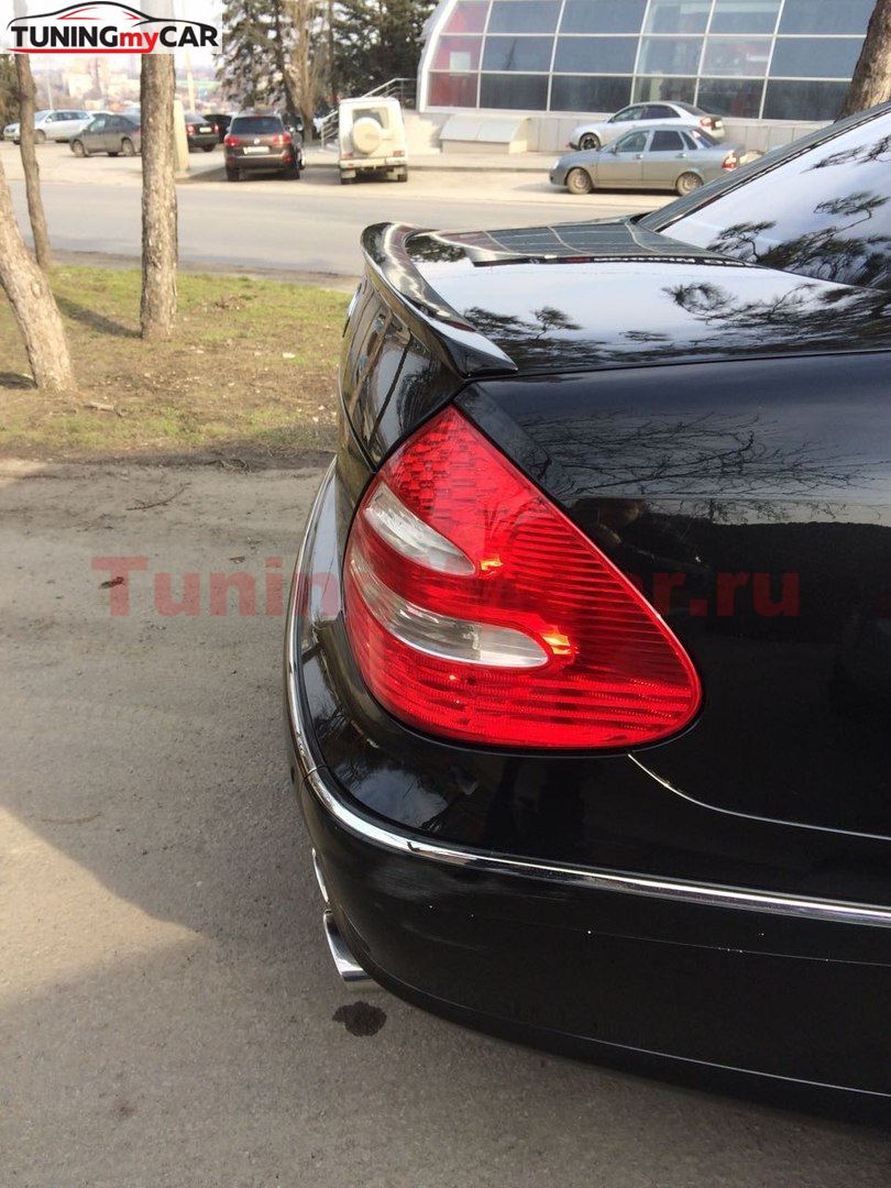 Спойлер на багажник для Mercedes w211 e class