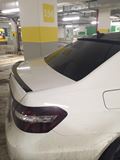 Спойлер на стекло Mercedes w212 козырек накладка