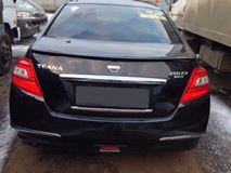 Спойлер на Nissan Teana J32 2008-2014