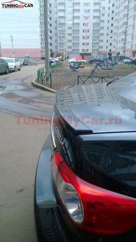 Спойлер на Toyota Corolla 150