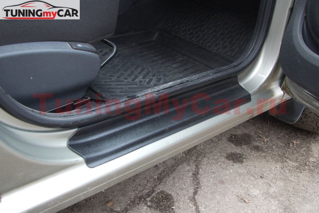 Накладки в проём дверей LADA Largus c 2012 г.в.