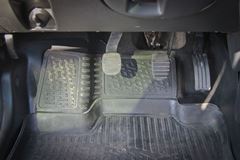 Накладки на ковролин передние Renault Duster (2 шт.) с 2011 г.в. по 2015 г.