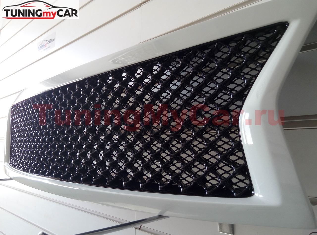 Решетка радиатора Bentley Style для Renault Duster (крашеная)