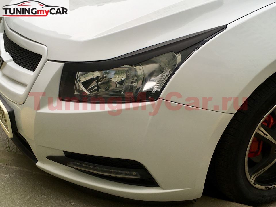 Реснички на фары для Chevrolet Cruze 2009-2015 var №1 фигурные