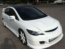 Реснички на фары для Honda Civic 4d 2006-2012 фигурные 