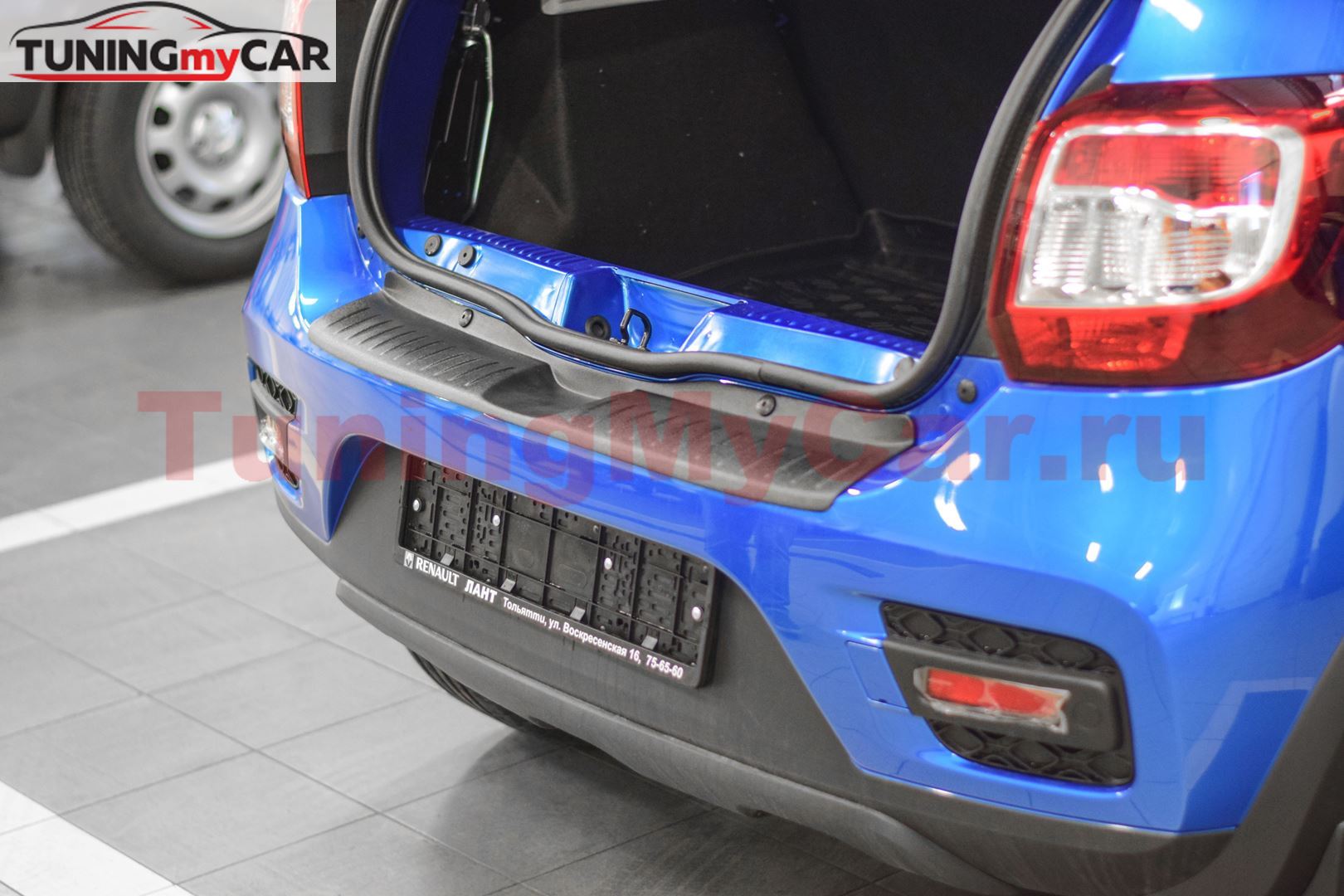 Накладка на задний бампер (черное тиснение) (ABS) Renault SANDERO/ SANDERO Stepway c 2014