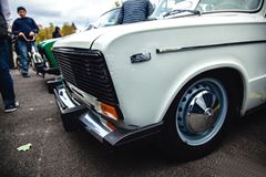 Решетка радиатора Lada ВАЗ 2106 Сплошная черная глянцевая