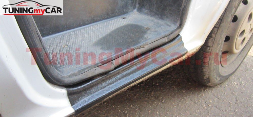 Накладки на пороги для Fiat Ducato 2006-2012 (244 кузов), Peugeot Boxer (244 кузов) 2001-2006