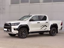 Защита переднего бампера d63 секции-d42 секции для Toyota Hilux Black Onyx 2020-