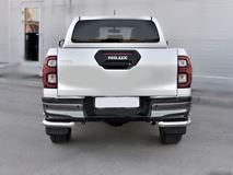 Защита заднего бампера уголки d63 секции-d63 прямая для Toyota Hilux Black Onyx 2020-