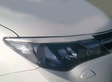 Реснички на фары для Toyota Rav4 2013-2015