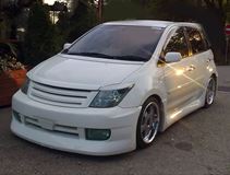 Реснички на фары для Toyota Ist NCP60 2002-2007