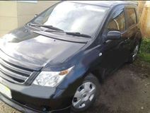 Реснички на фары для Toyota Ist NCP60 2002-2007