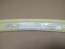 Спойлер на заднее стекло Toyota Corolla NZE120 2000-2007