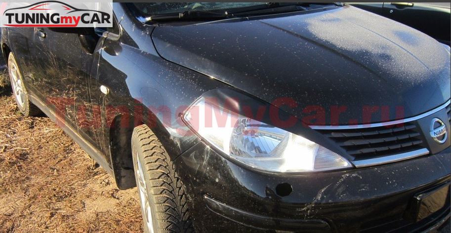 Накладки на передние фары (реснички) Nissan Tiida 2004-2013