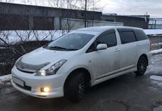 Реснички (широкие) на фары для Toyota Wish ANE10 2003-2005
