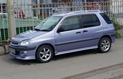 Реснички на фары для Toyota Raum EXZ10 1997-2003г.