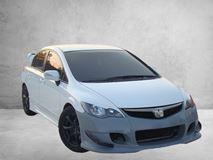 Бампер передний для Honda Civic 4d INGS Extreem