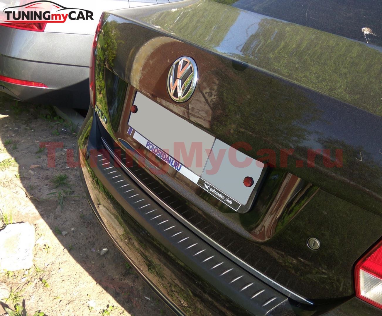 Накладка на задний бампер (АБС) Volkswagen Polo V (седан) с 2009 г.в. по 2015 г.в. дорестайлинг