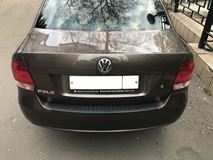 Накладка на задний бампер (АБС) Volkswagen Polo V (седан) с 2009 г.в. по 2015 г.в. дорестайлинг