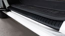 Накладка на порог сдвижной двери Citroen SpaceTourer I L2 2016-, SpaceTourer I L3 2016-; Opel Vivaro М 2019-, Vivaro L 2019-, Zafira Life M 2019-, Zafira Life L 2019-; Peugeot Traveller I L2 2016-, Traveller I L3 2016-