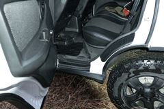 Накладки на внутренние части задних арок со скотчем 3М (вариант 2) Chevrolet Niva 2002-2008, Niva Bertone 2009-2019, Lada (ВАЗ) Niva 2020-, Niva Travel 2020-