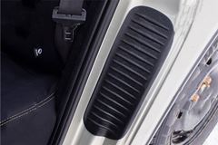 Накладки на внутренние части задних арок со скотчем 3М Renault Sandero 2009-2013