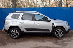Молдинги на двери (узор) Renault Duster 2021- 