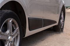 Молдинги на двери Chevrolet Aveo седан 2011-2015