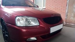 Решетка радиатора Hyundai Accent (плетенка) ЧЕРНЫЙ (вар.2)